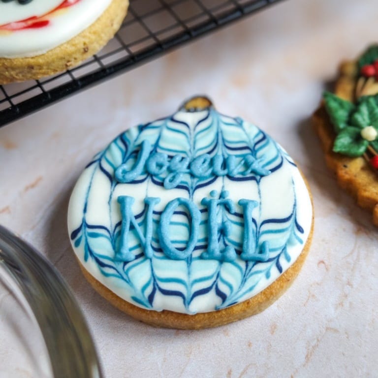 Biscuit boule Joyeux Noël bleu – Image 2